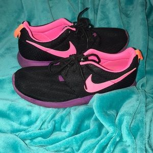 black and purple roshes